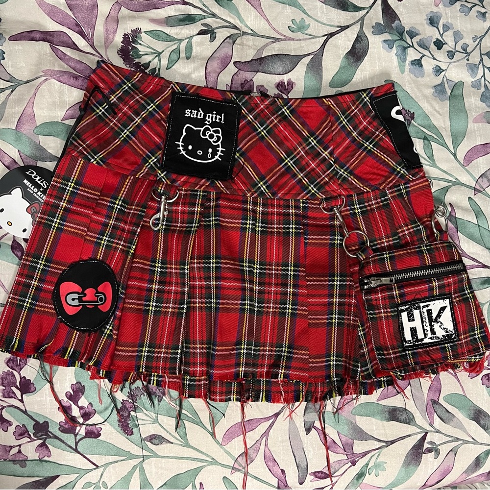 DOLLS KILL X HELLO KITTY - PERFECT NIGHTMARE PLAID SKIRT - XS